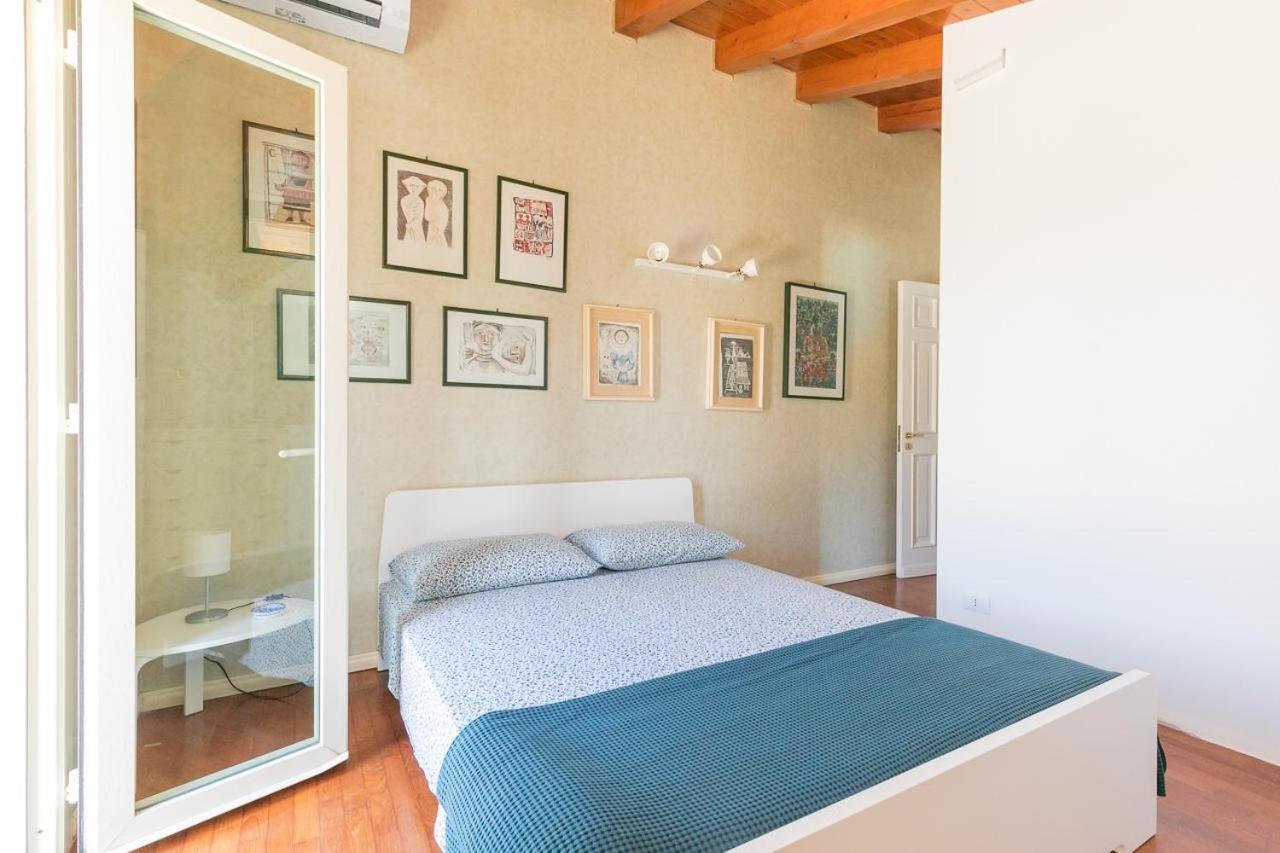 Fronte Spiaggia Zoe Villa Augusta Dış mekan fotoğraf